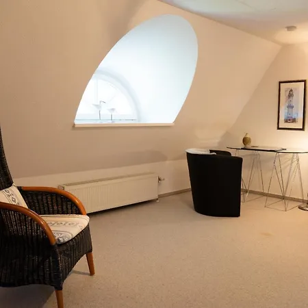 Achtern Diek Haus 9 5 Zingst